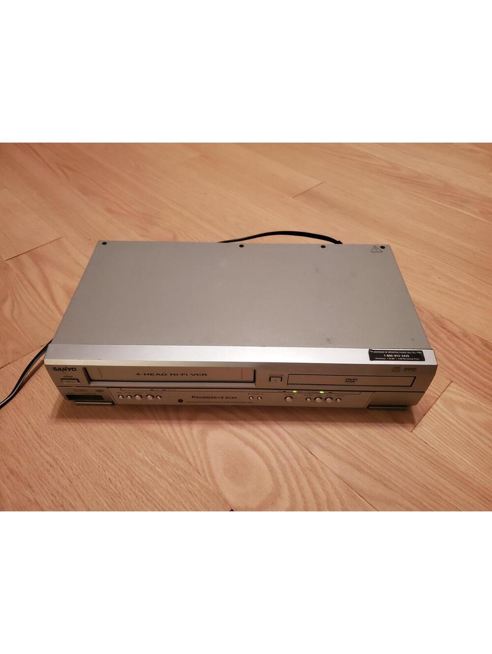 Sanyo Dvw-7200 Dvd Vcr Combo (Parts Only)